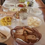 Alpini 게스트하우스 *