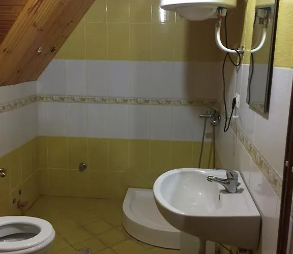 Alpini Pensión Lepushe